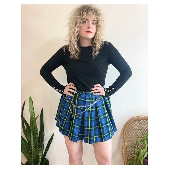 Hot Topic Plaid Chain Mini Skirt size medium - Picture 1 of 11